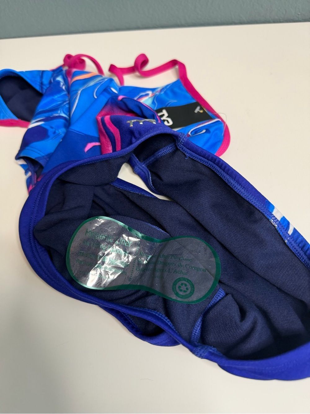TYR Durafast Elite® TrinityFit Swimsuit
Women’s Size 32 (Medium) • NWT - Picture 6 of 8